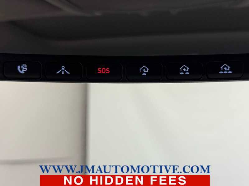 Used 2023 Hyundai Kona Limited AWD/4WD image 39