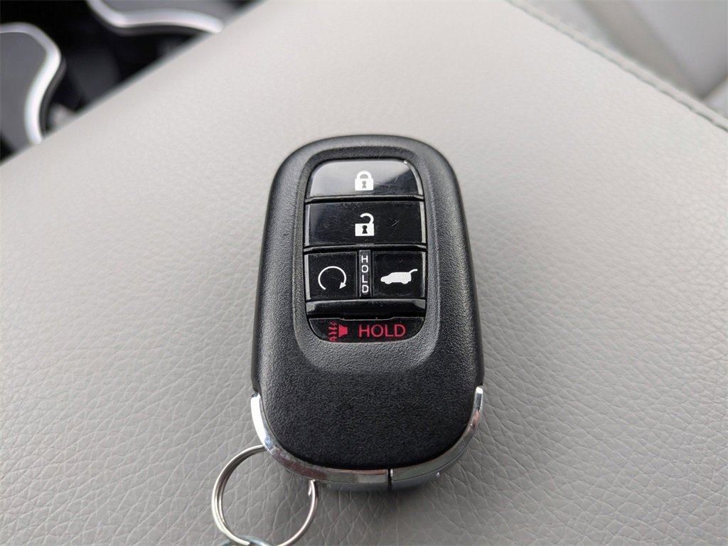 Used 2025 Honda Pilot Touring image 30