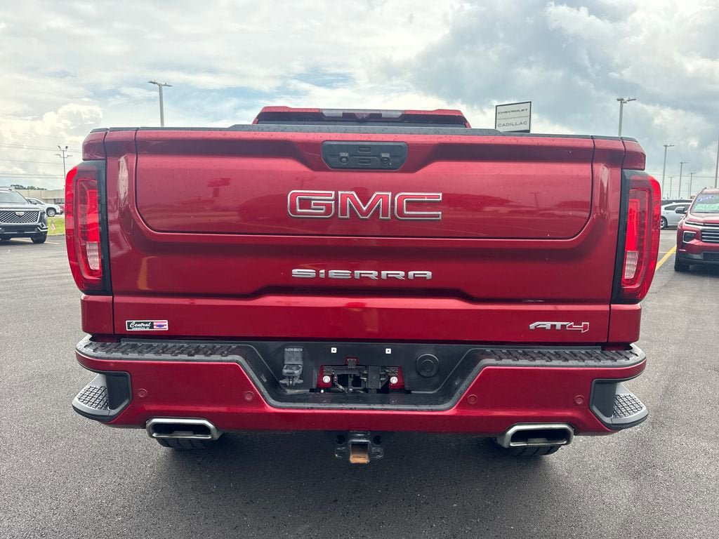 Used 2023 GMC Sierra 1500 AT4 w/ Technology Package AWD/4WD image 5
