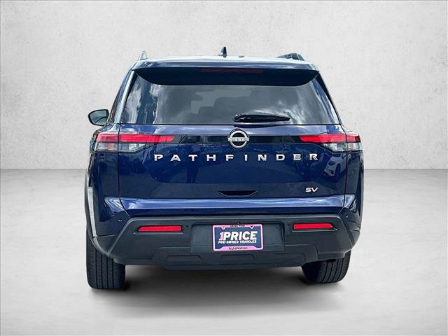 Used 2022 Nissan Pathfinder SV FWD image 4