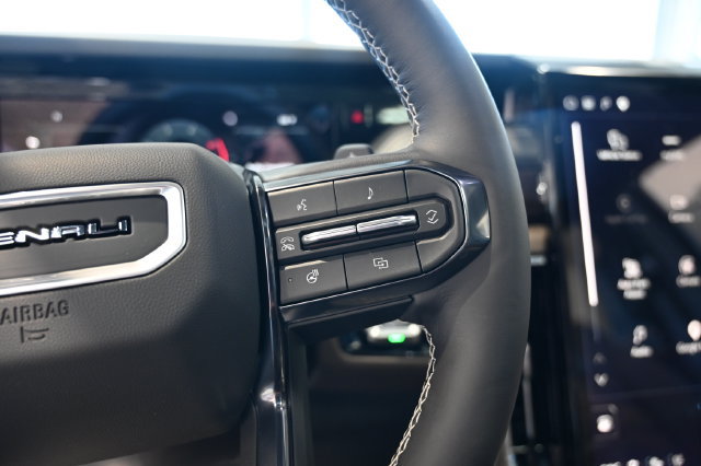 New 2026 GMC Yukon XL Denali Ultimate AWD/4WD image 30