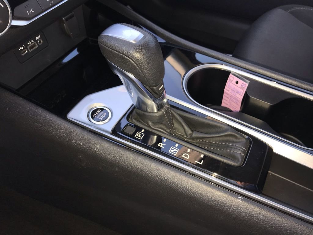 Used 2024 Nissan Altima 2.5 SV image 19