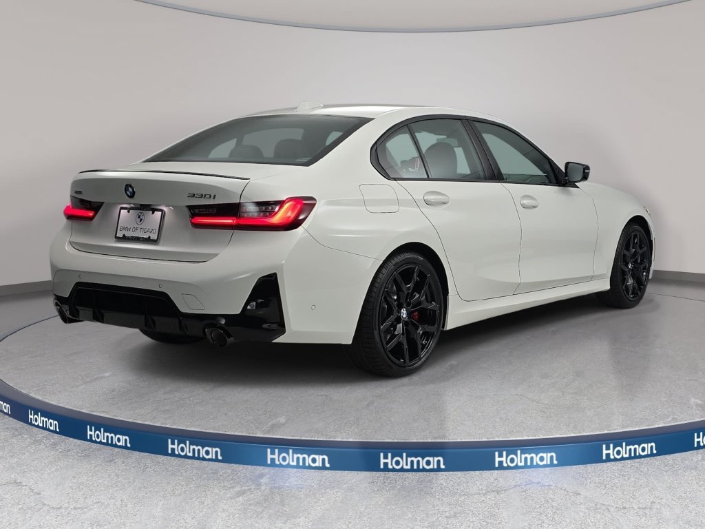New 2026 BMW 330i xDrive Sedan w/ M Sport Package AWD/4WD image 5