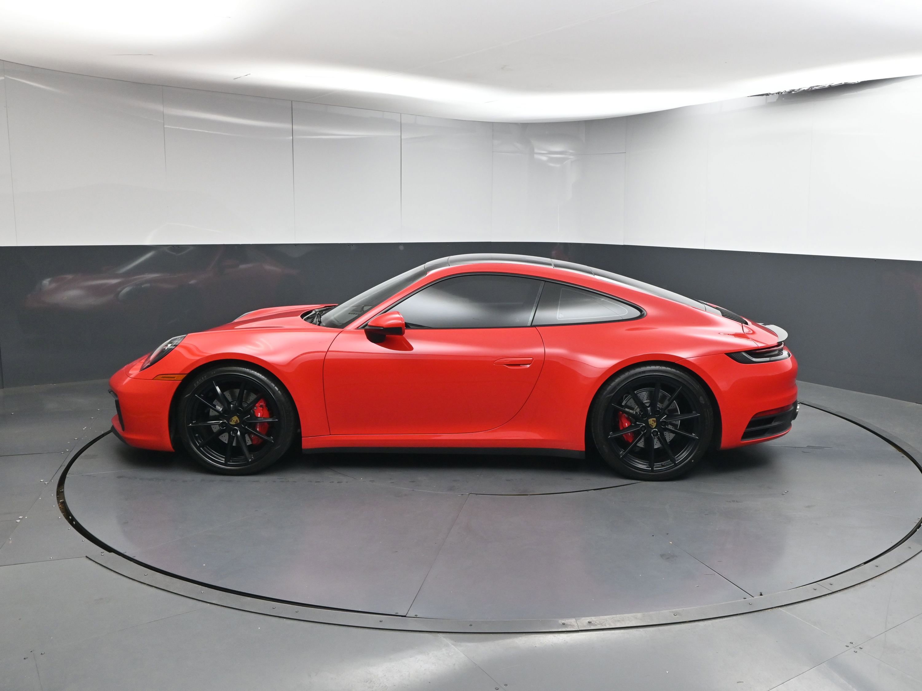 Certified 2020 Porsche 911 Carrera S image 2