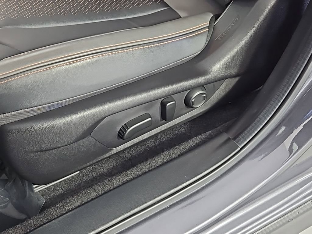 Certified 2025 Subaru Crosstrek 2.5i Limited w/ Crosstrek Mirror Package image 25