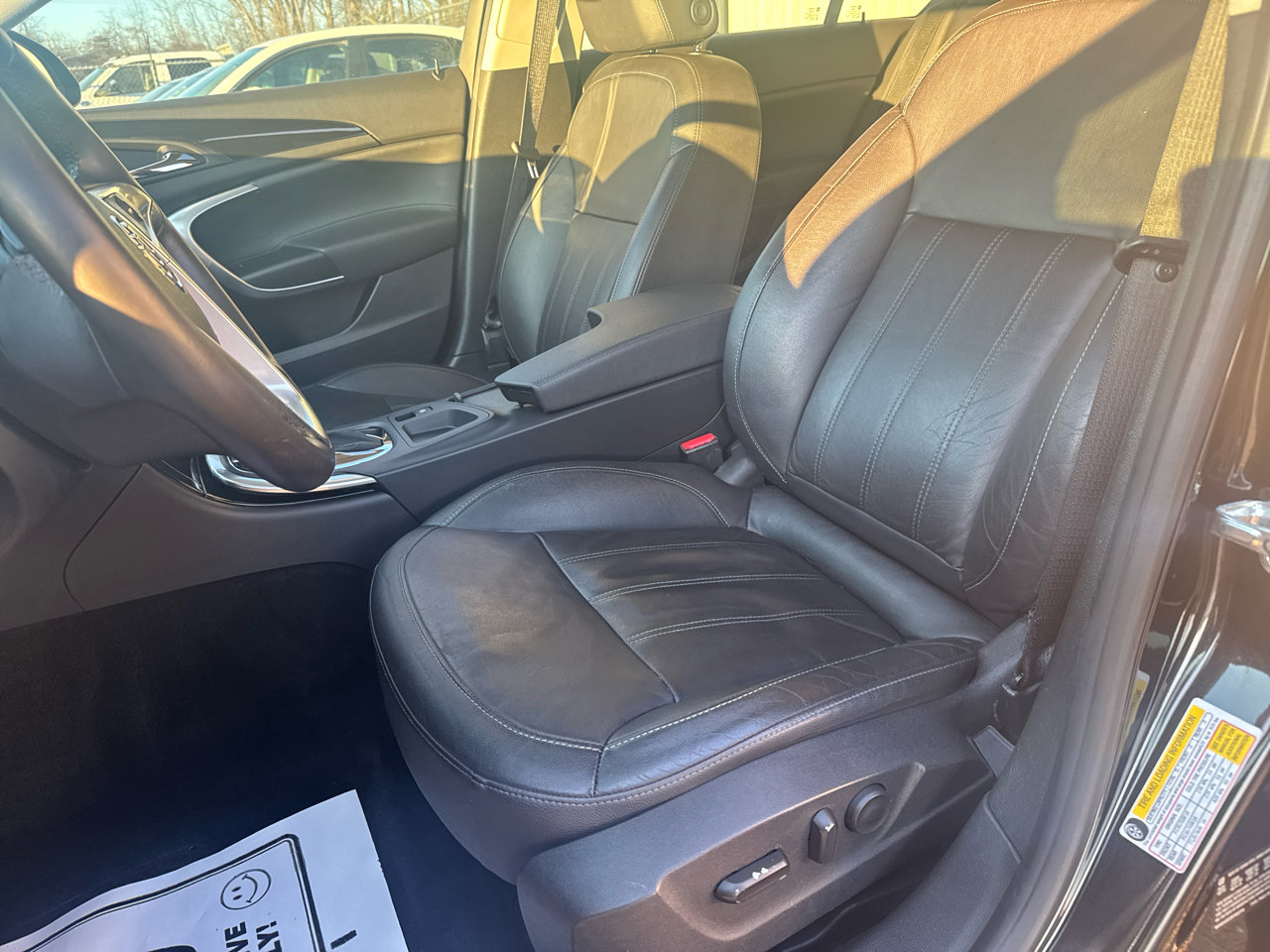 Used 2011 Buick Regal CXL w/ RL4 Preferred Equipment Group image 11