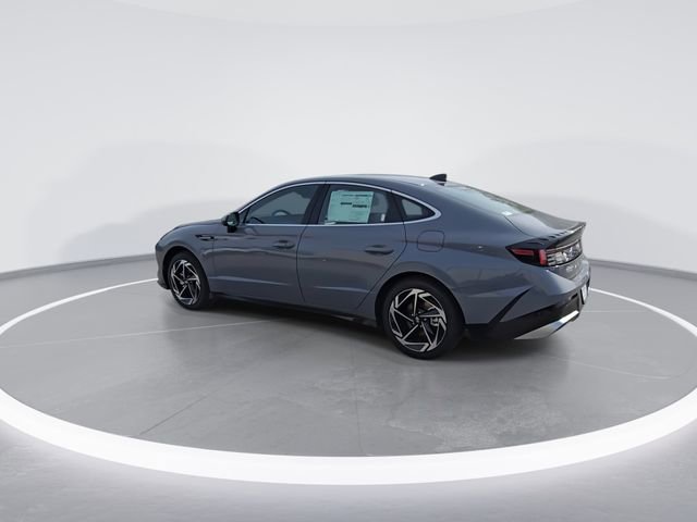 New 2026 Hyundai Sonata SEL FWD image 6