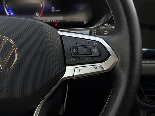 Used 2024 Volkswagen Taos SE w/ Panoramic Sunroof Package FWD image 26