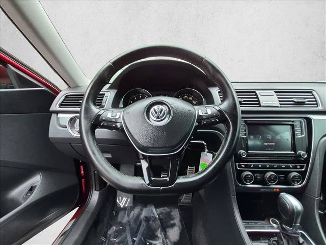 Used 2018 Volkswagen Passat 2.0T S FWD image 28