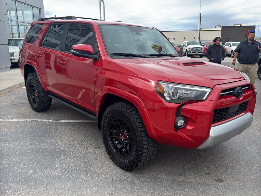Used 2024 Toyota 4Runner TRD Off-Road Premium AWD/4WD image 7
