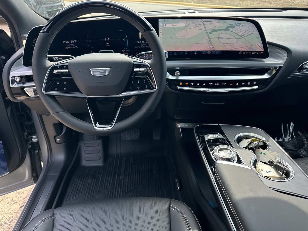 New 2026 Cadillac Lyriq Sport w/ LPO, Floor Liner Package AWD/4WD image 10