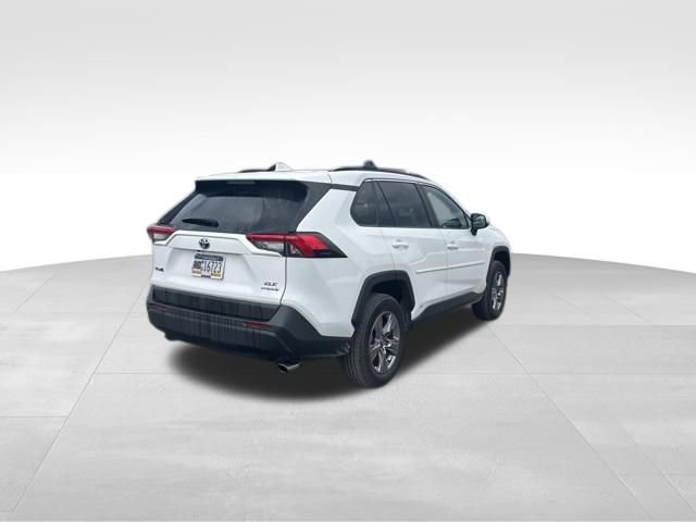 Used 2024 Toyota RAV4 XLE image 6