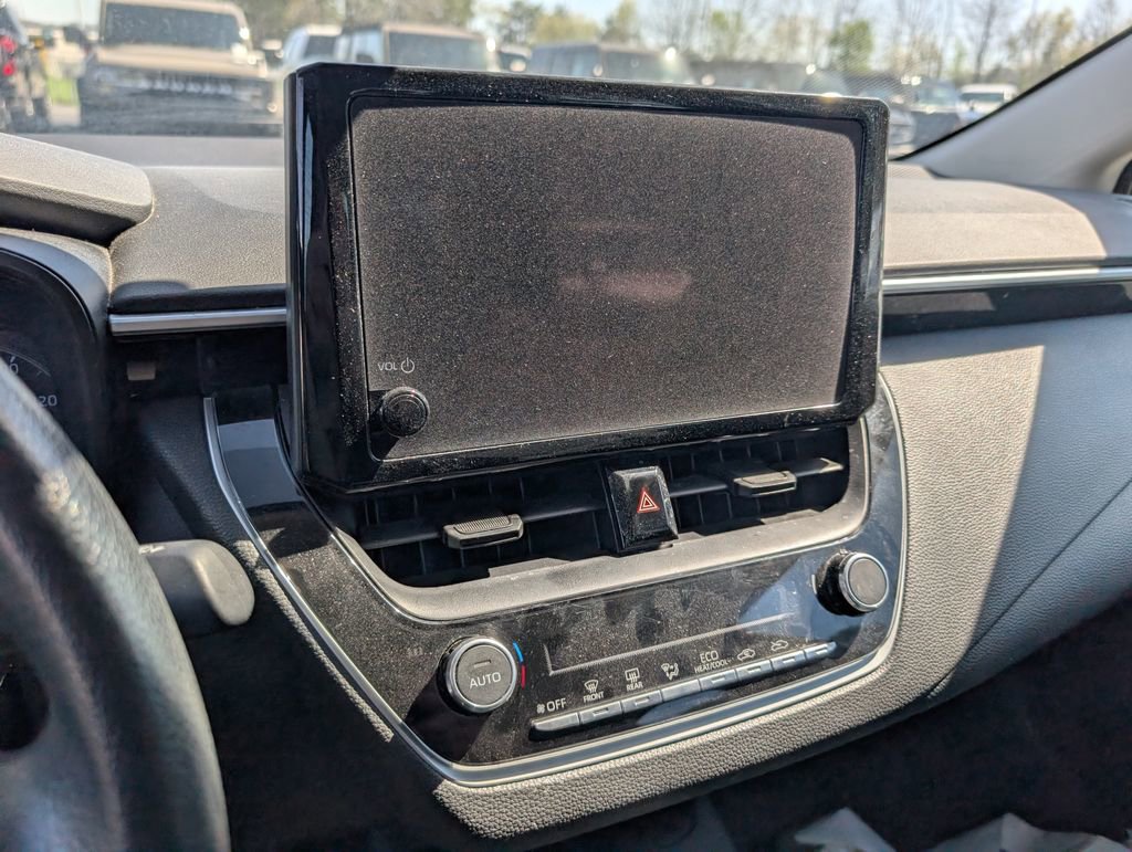 Used 2024 Toyota Corolla LE image 16
