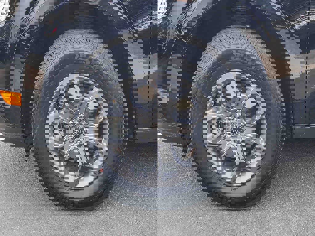 Used 2023 Ford Maverick XLT image 10