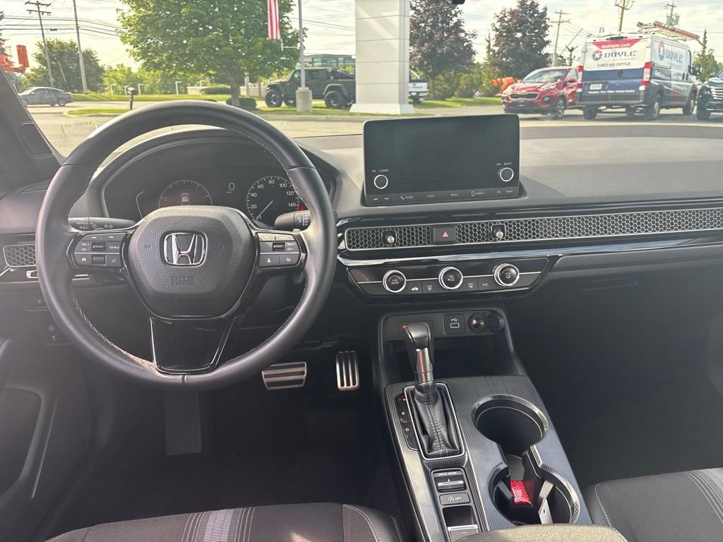 Used 2023 Honda Civic Sport image 25