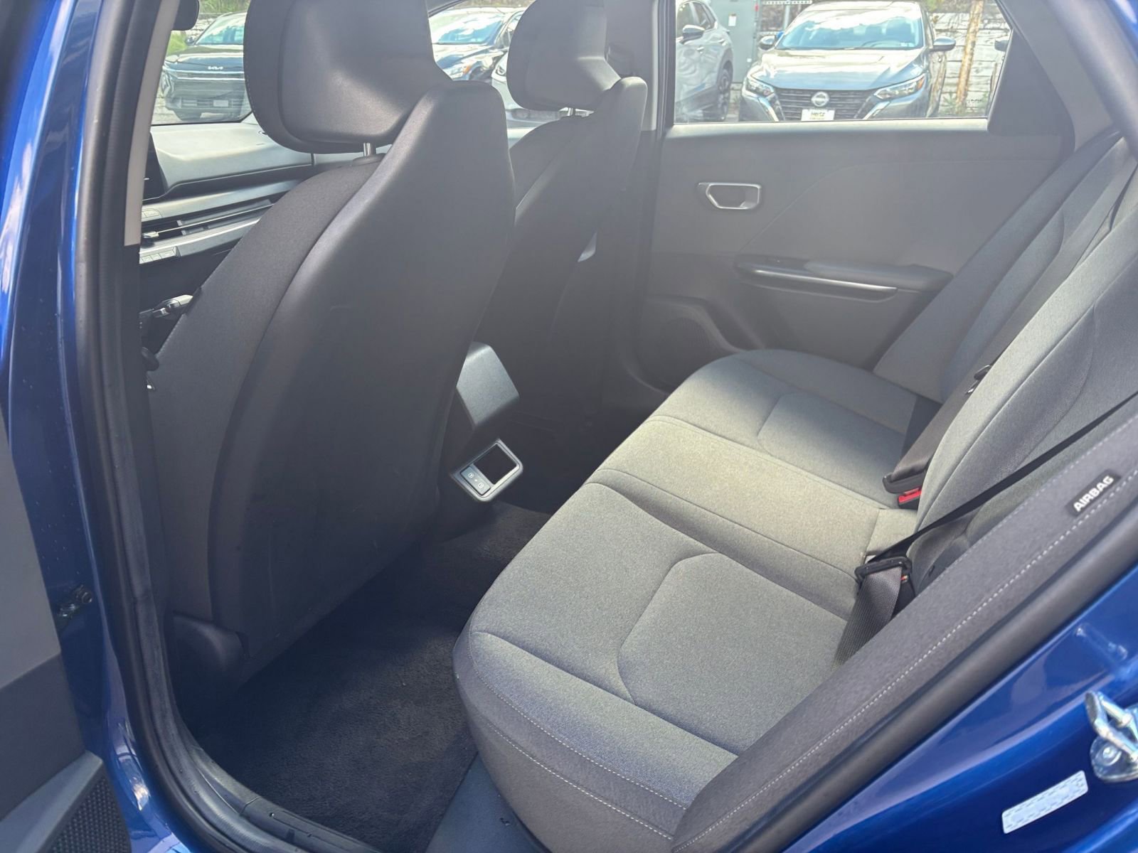Used 2025 Kia K4 FWD image 37