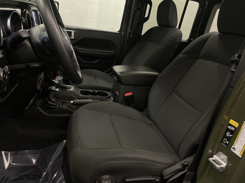 Used 2021 Jeep Wrangler Unlimited Sport AWD/4WD image 12
