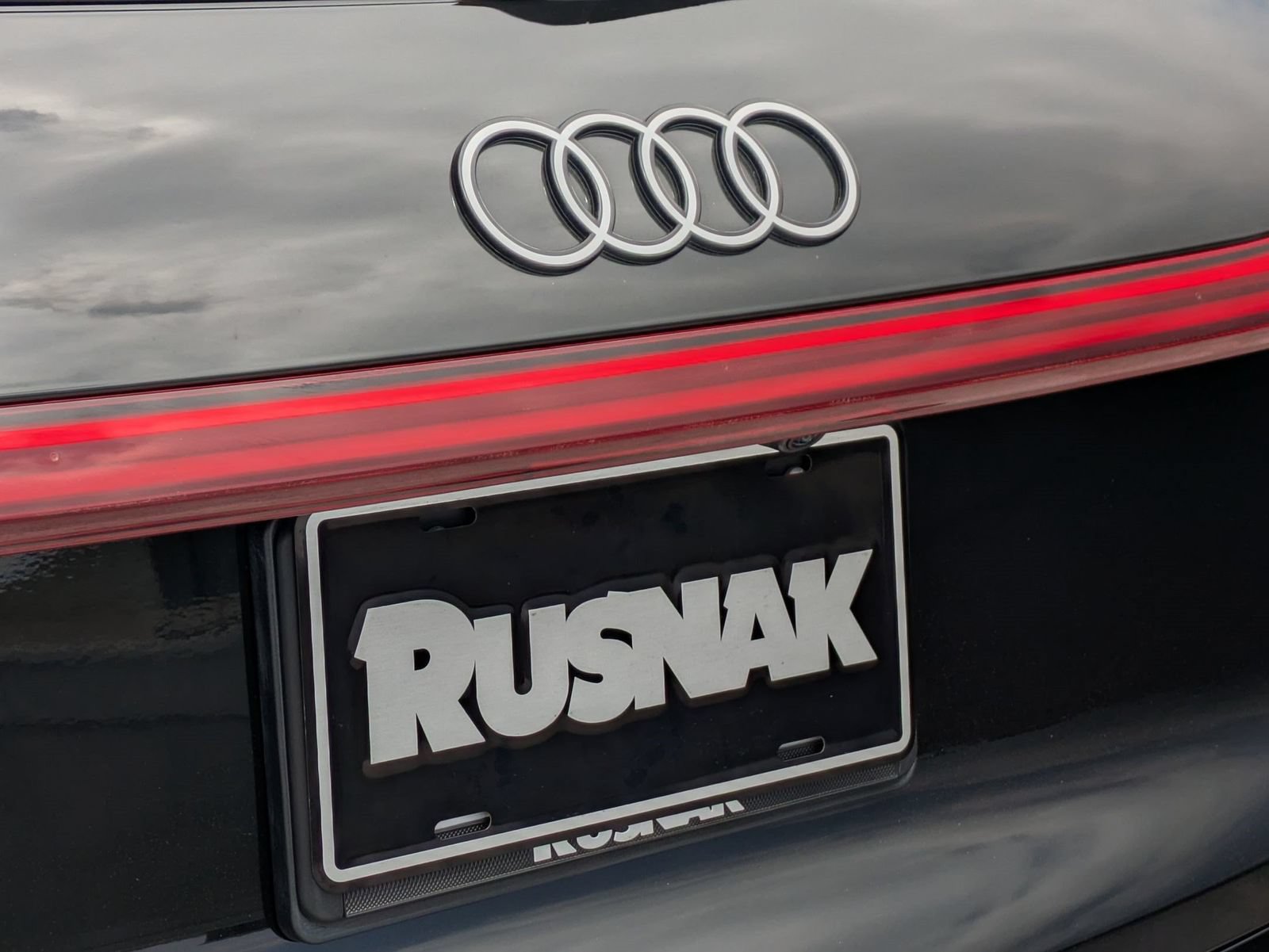 Used 2025 Audi Q5 Premium Plus w/ Premium Plus AWD/4WD image 19