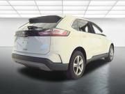 Used 2022 Ford Edge SEL w/ Convenience Package image 12