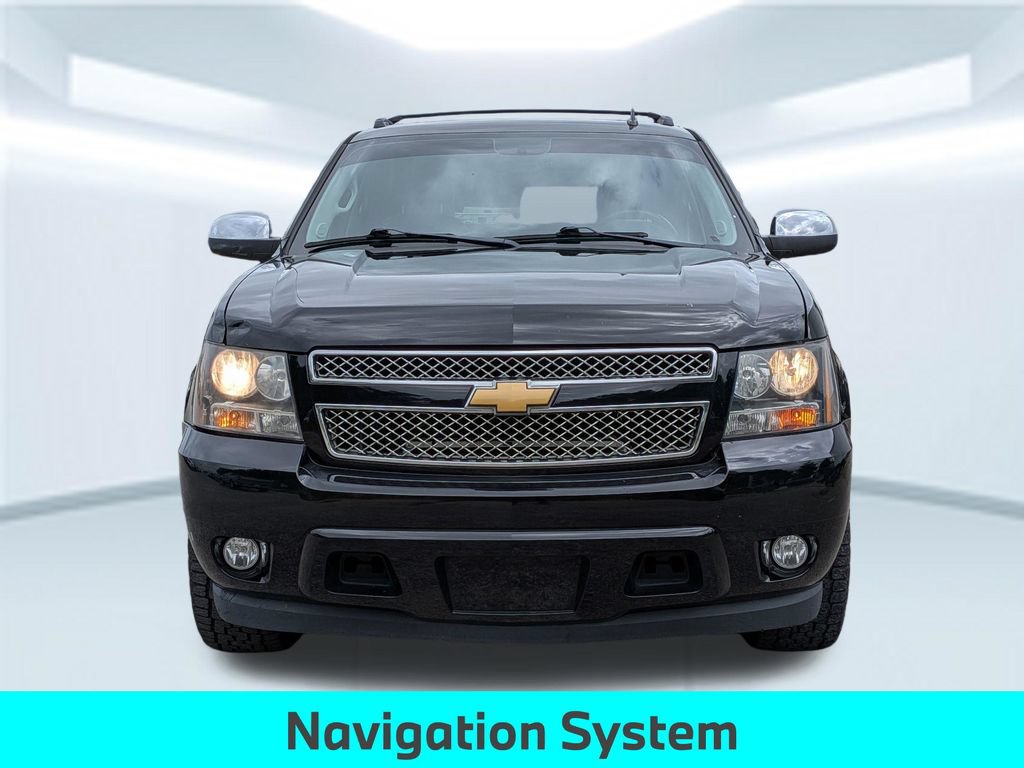 Used 2013 Chevrolet Avalanche LTZ RWD image 11