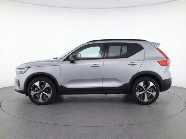 New 2026 Volvo XC40 B5 Plus w/ Protection Package Premier image 46