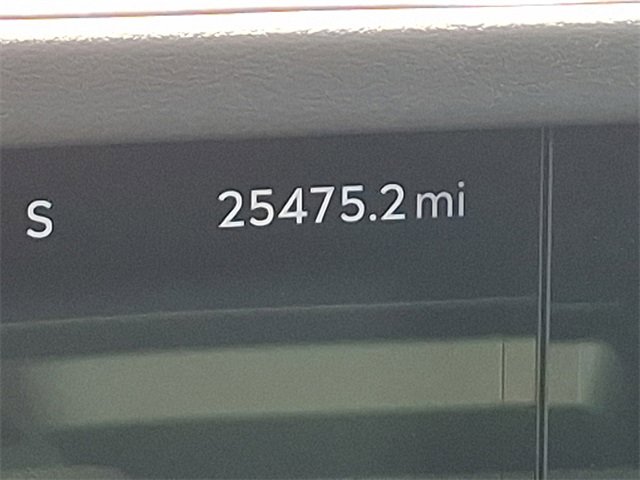 Used 2024 Lincoln Nautilus Reserve image 19