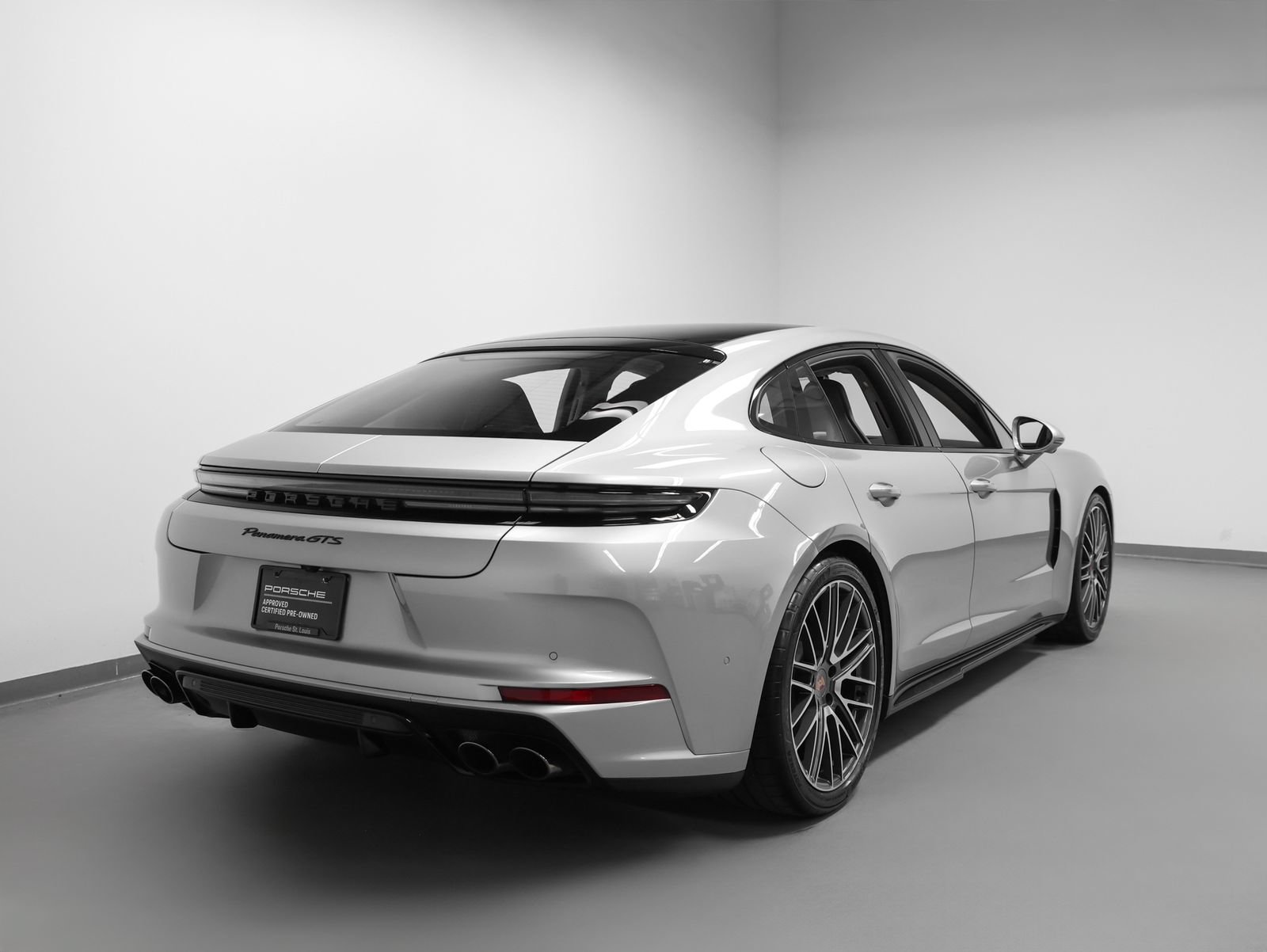 Certified 2026 Porsche Panamera GTS AWD/4WD image 12