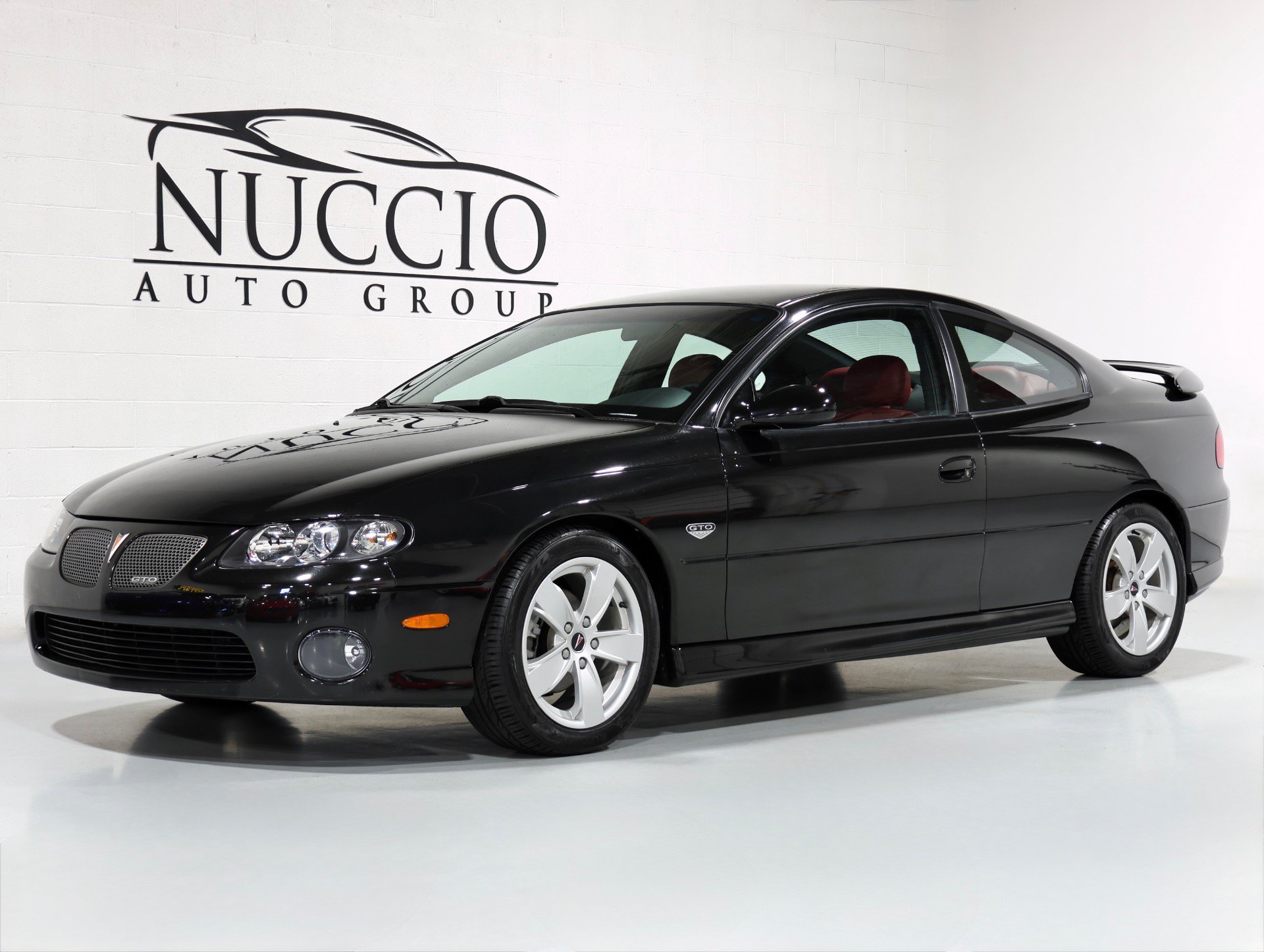 Used 2004 Pontiac GTO RWD image 1