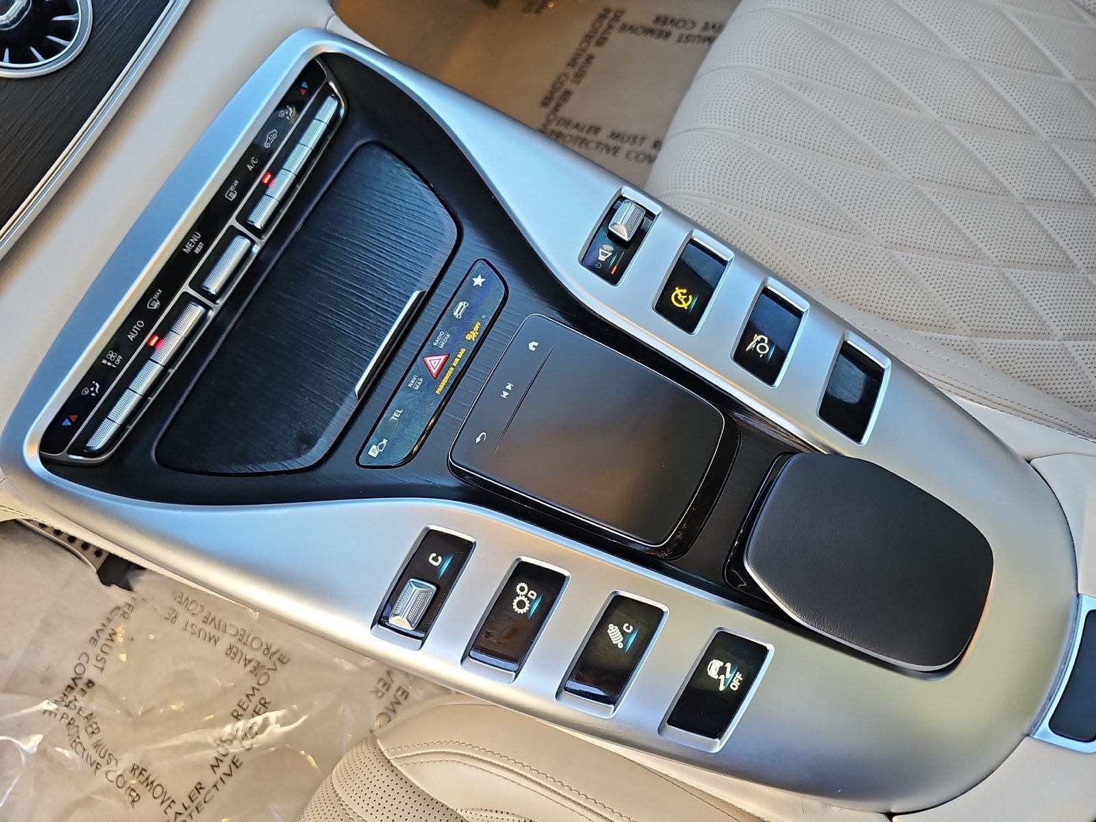Used 2024 Mercedes-Benz AMG GT 43 image 32
