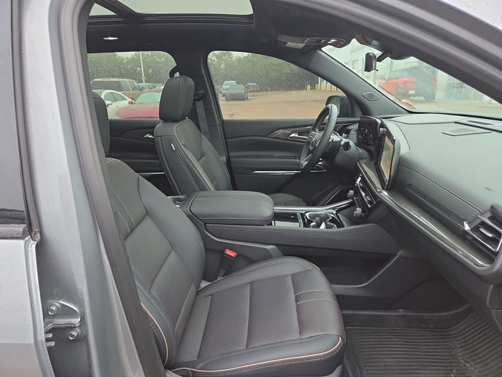 Used 2026 Chevrolet Traverse High Country AWD/4WD image 13