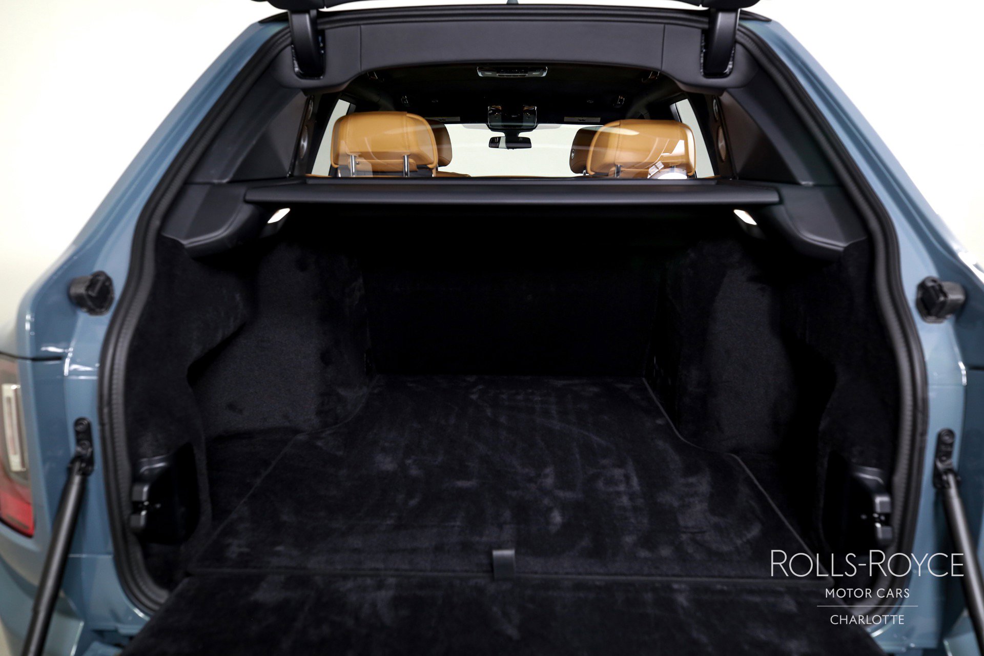 Certified 2025 Rolls-Royce Cullinan image 27