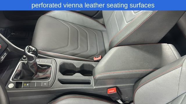 Used 2025 Volkswagen Jetta GLI Autobahn image 32