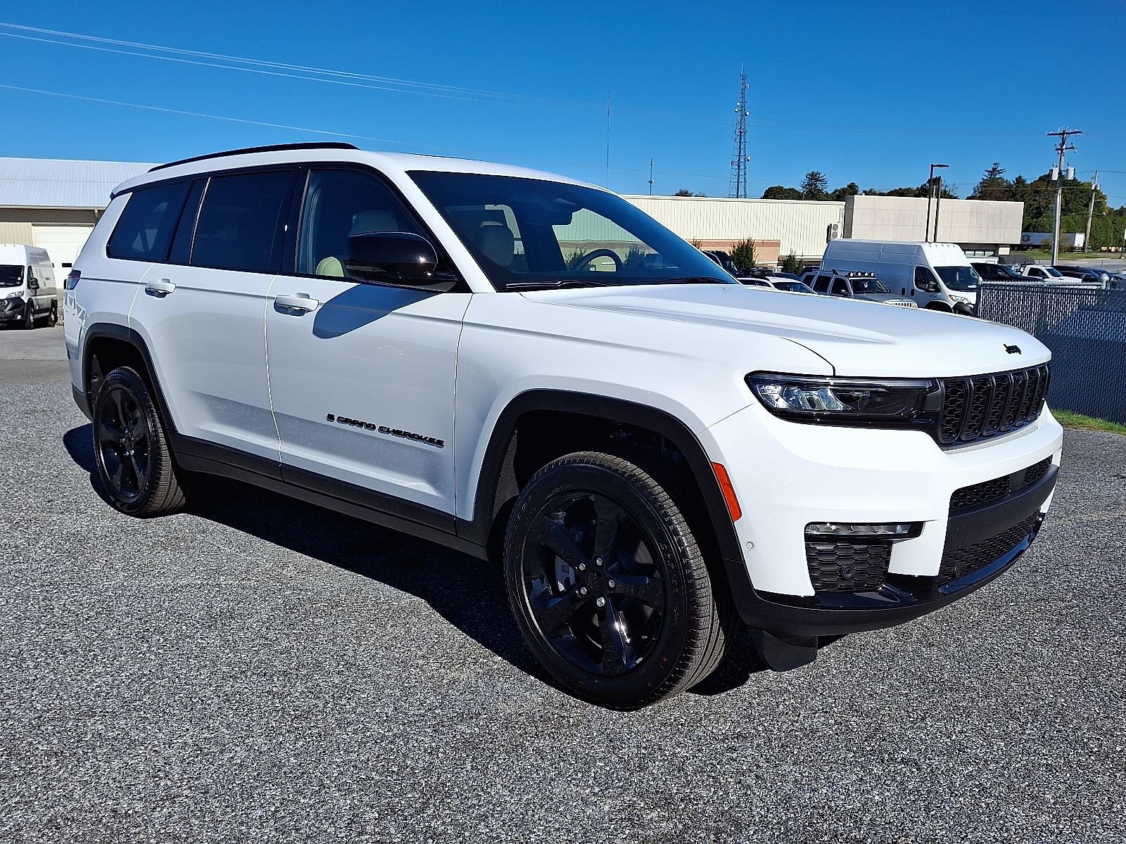 New 2025 Jeep Grand Cherokee L Limited w/ Luxury Tech Group II