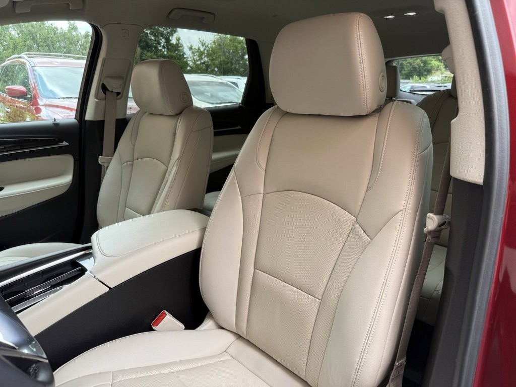 Used 2022 Buick Enclave Premium w/ Surround and Sites Package image 10