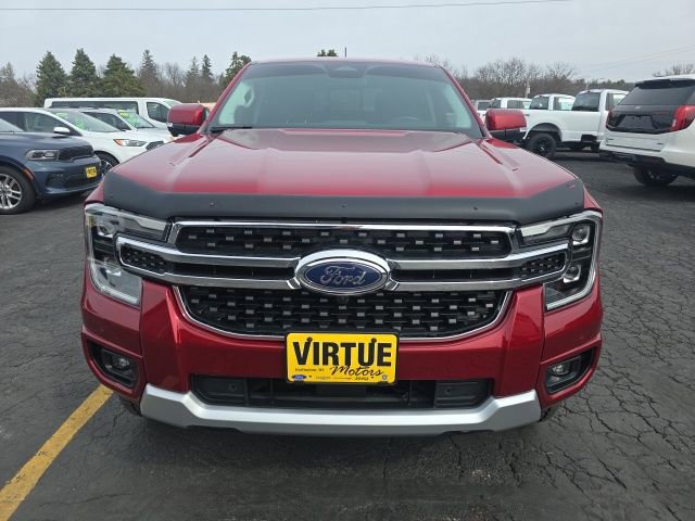 Used 2025 Ford Ranger Lariat w/ Chrome Accent Package image 2