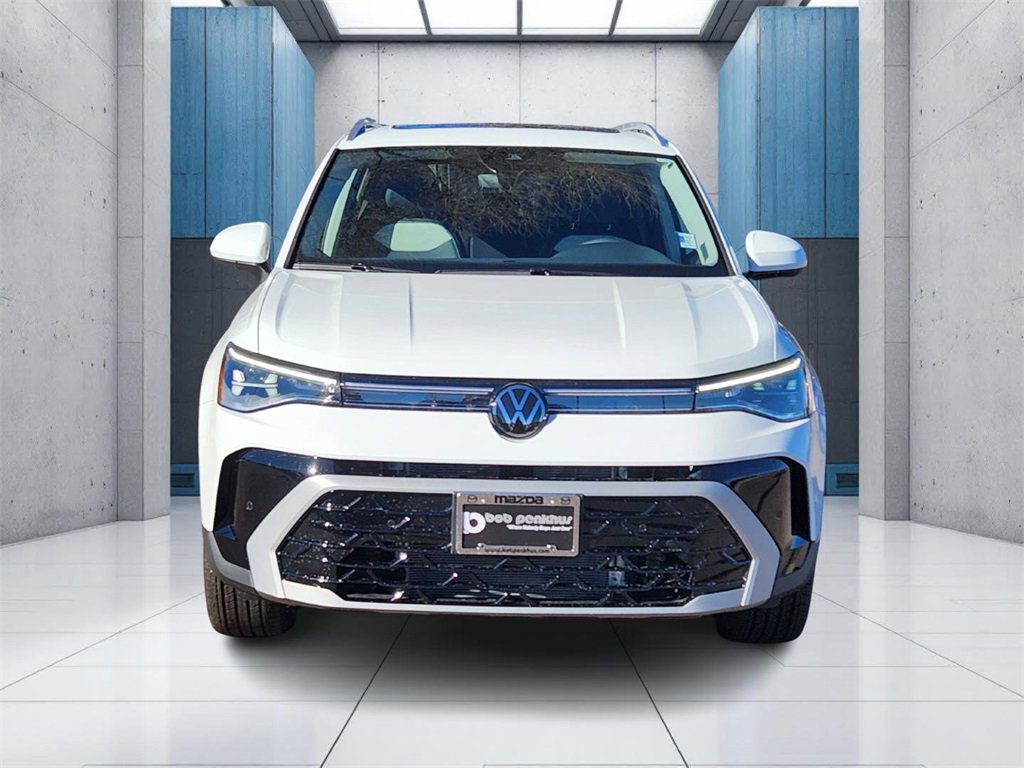 New 2026 Volkswagen Taos SEL image 24