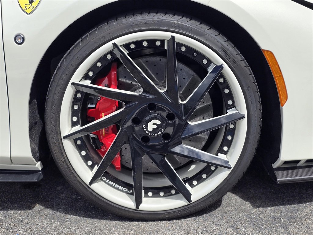 Used 2022 Ferrari F8 Tributo image 11