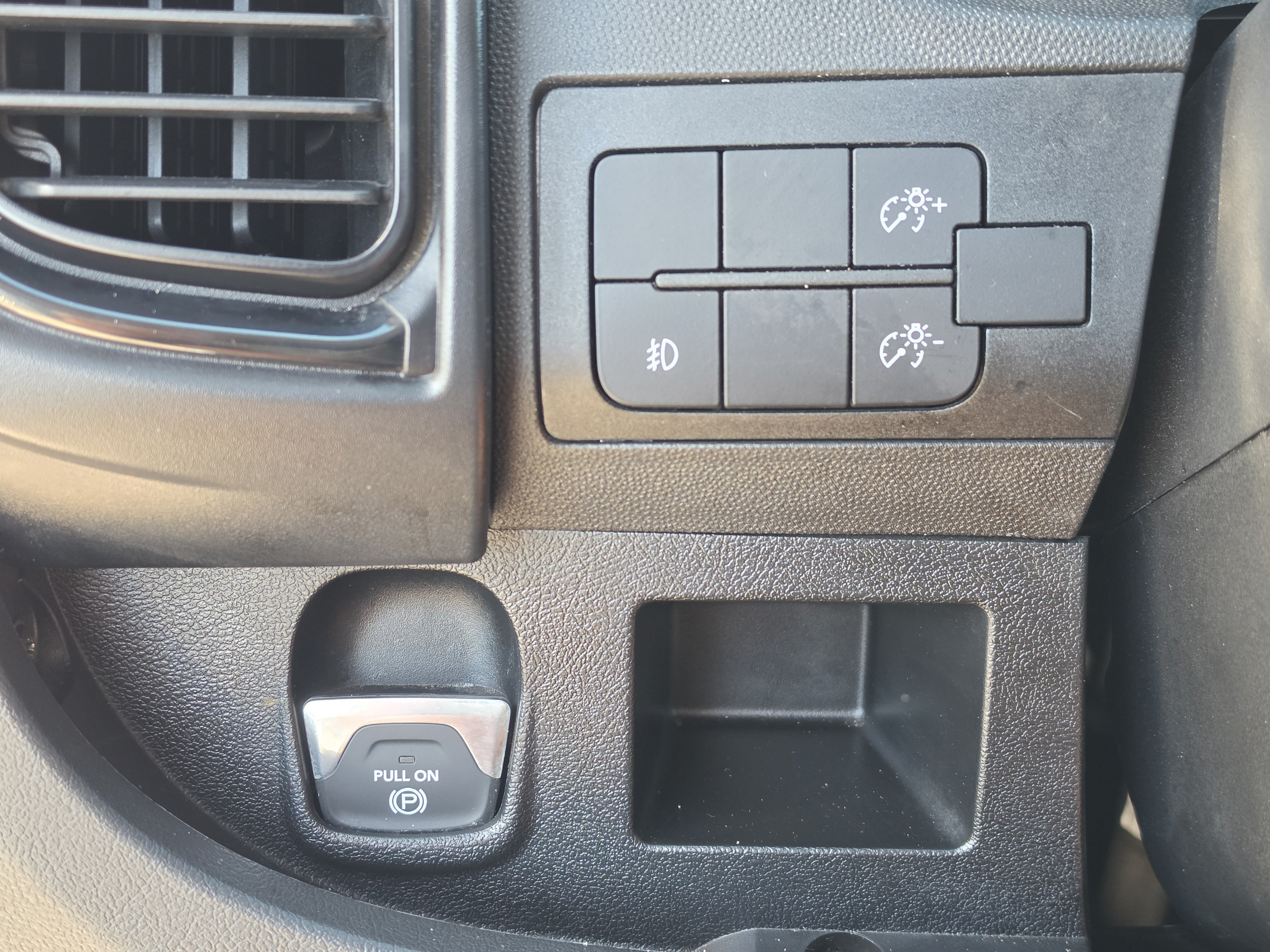 Used 2025 RAM ProMaster 2500 w/ Convenience Group FWD image 29