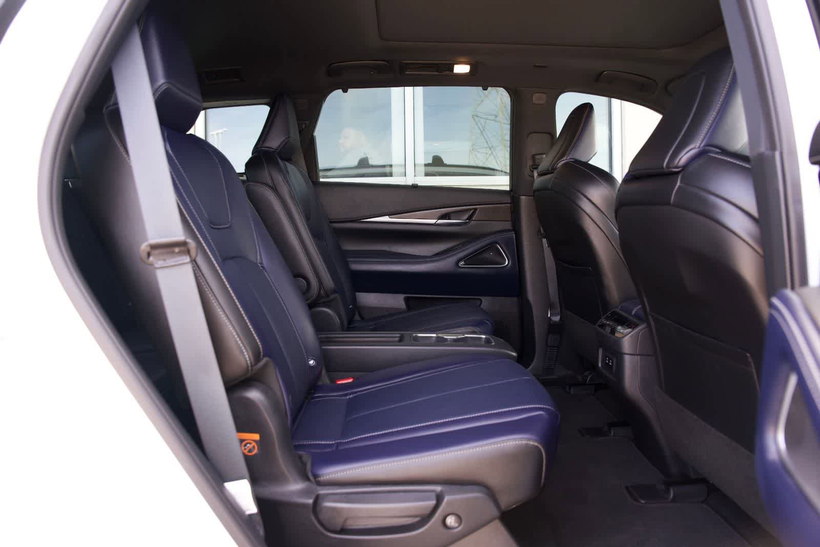 New 2026 INFINITI QX60 Sport w/ Dark Cargo Package AWD/4WD image 22