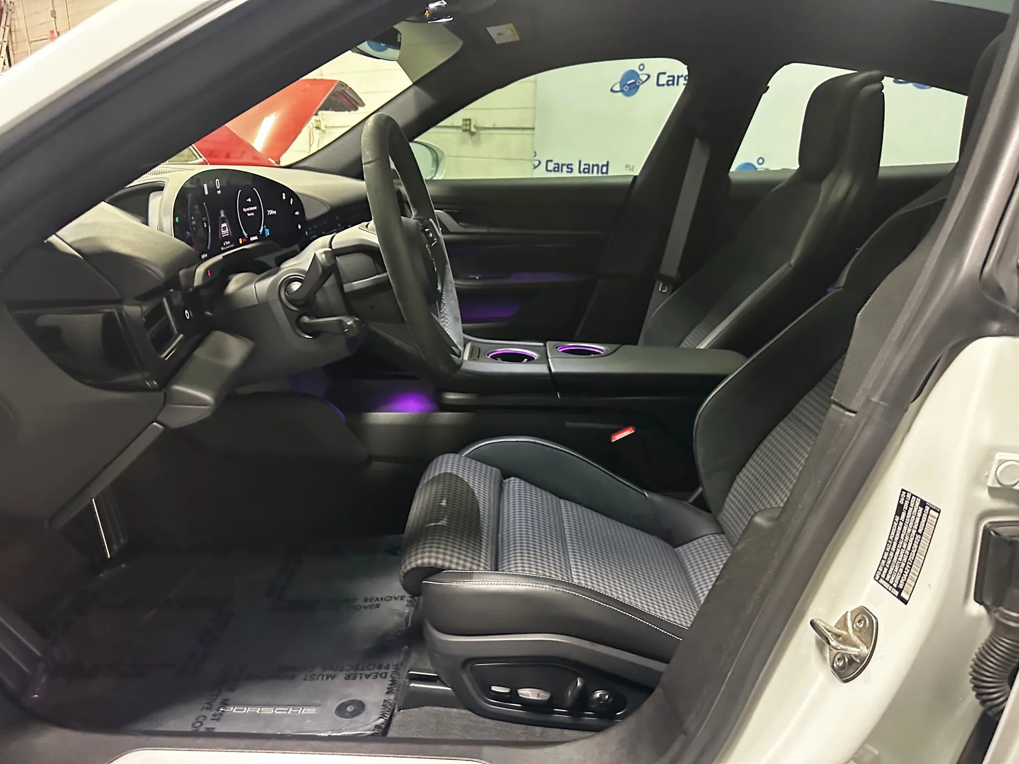 Used 2025 Porsche Taycan Sedan 4D image 9