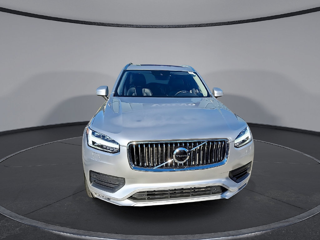 Used 2021 Volvo XC90 T5 Momentum w/ Climate Package FWD image 4