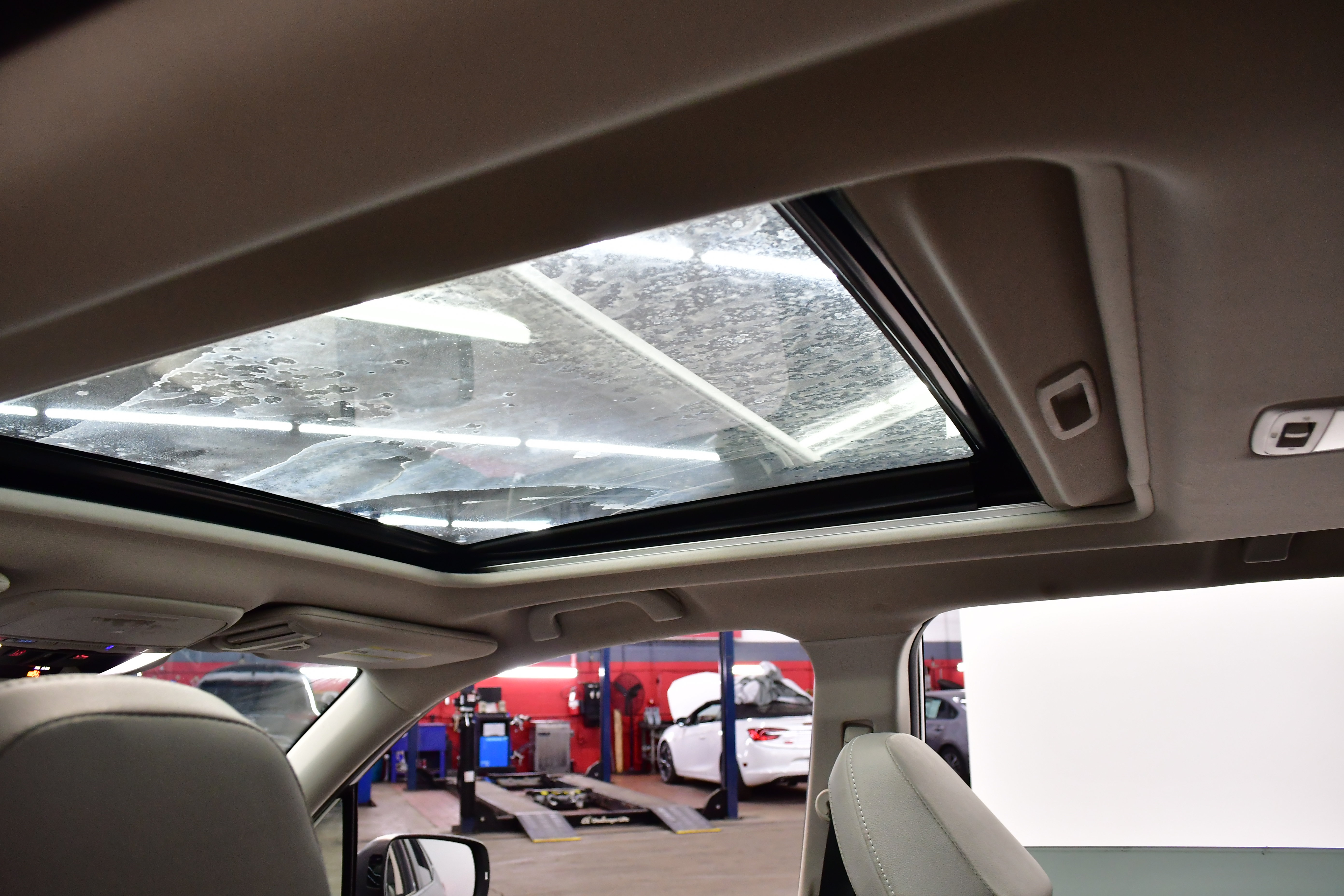 Used 2022 Subaru Forester Limited image 21