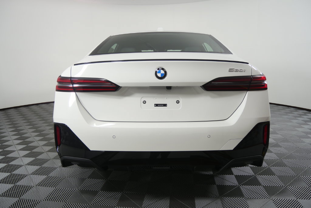 New 2027 BMW 530i w/ M Sport Package RWD image 5
