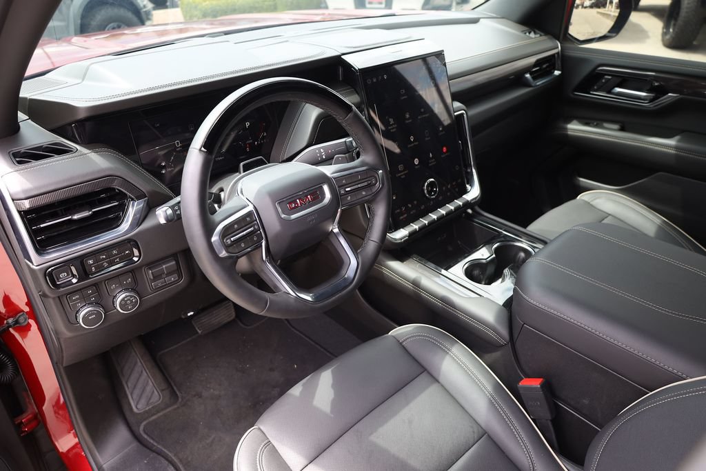 Used 2026 GMC Yukon Elevation w/ Elevation Premium Package AWD/4WD image 11