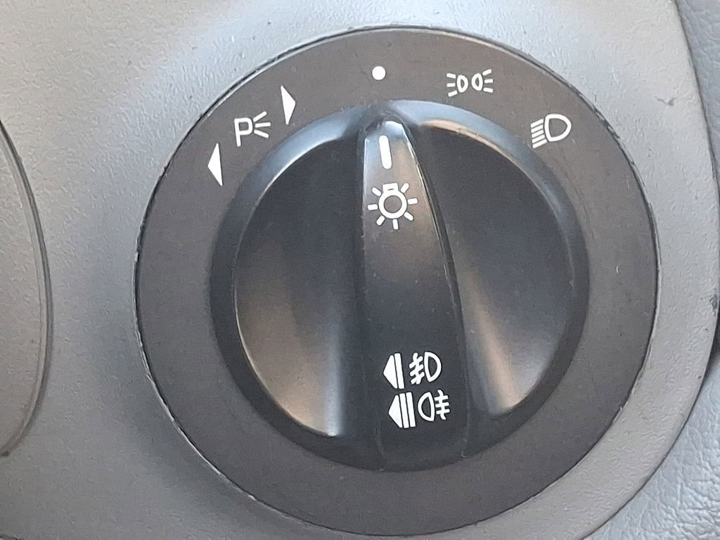 Used 2003 Porsche 911 Targa image 23