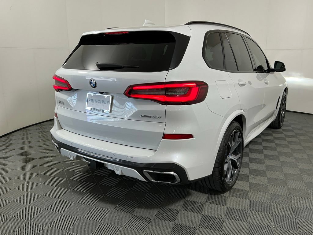 Used 2019 BMW X5 xDrive40i w/ M Sport Package AWD/4WD image 5