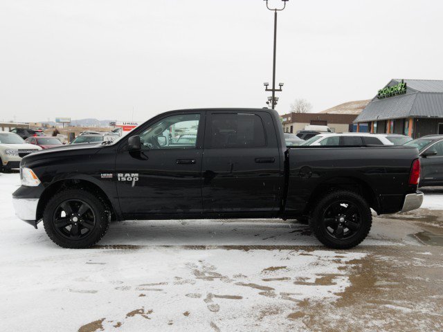 Used 2017 RAM 1500 Classic SLT image 3