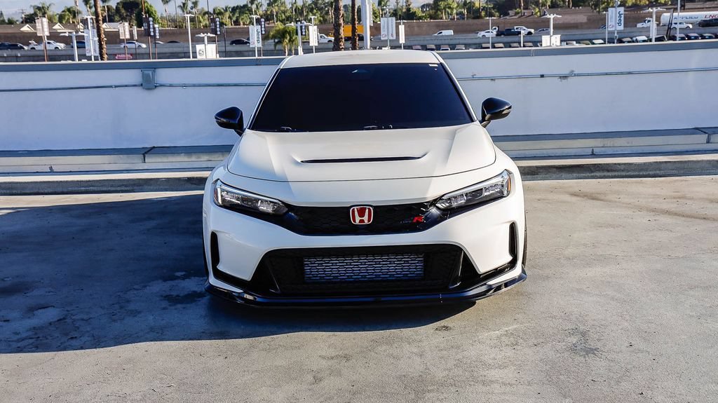 Used 2025 Honda Civic Type R image 3