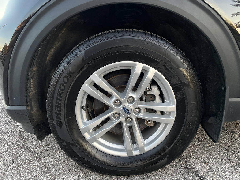 Used 2022 Ford Explorer XLT image 9