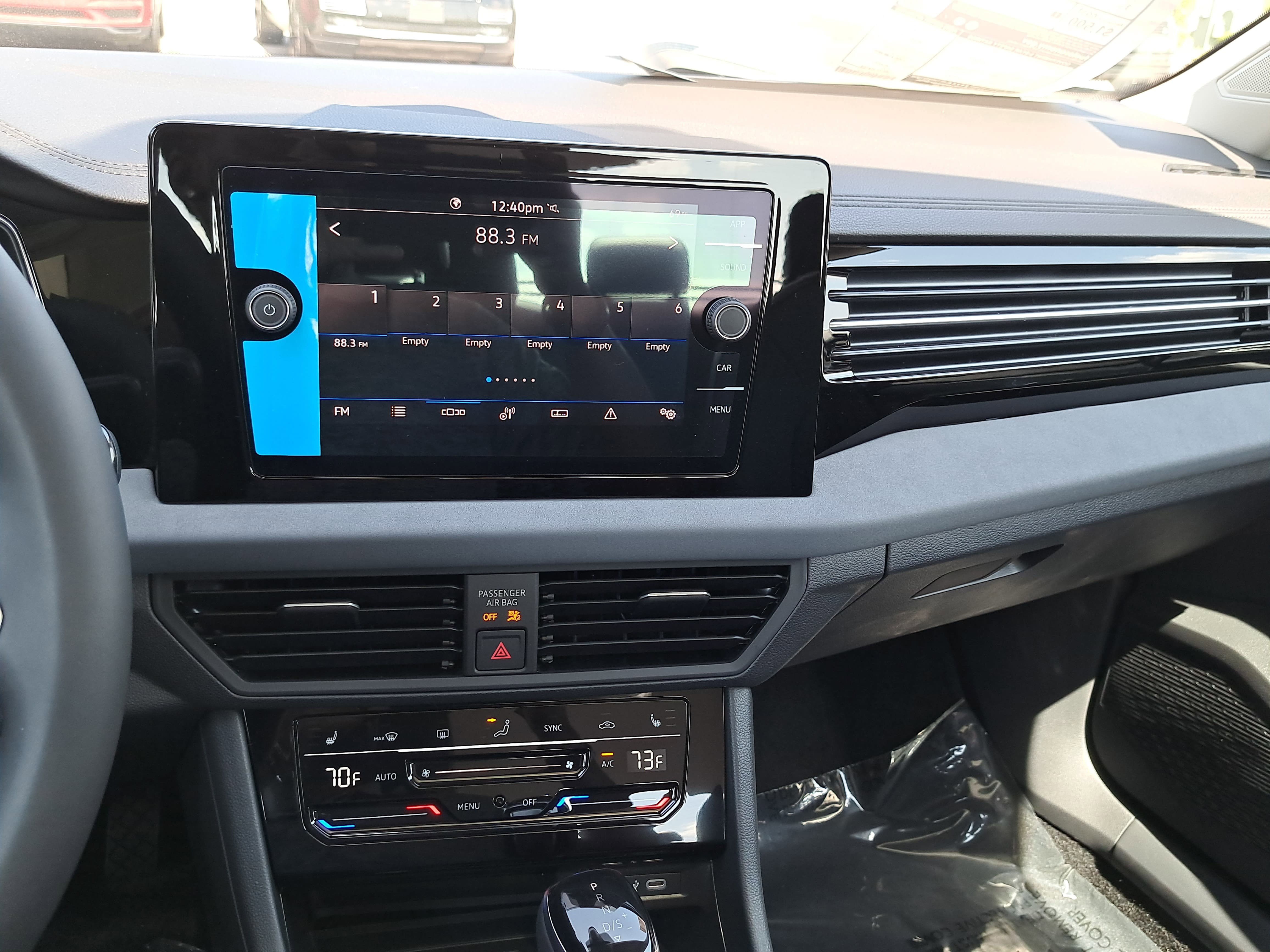 New 2026 Volkswagen Jetta SE FWD image 19